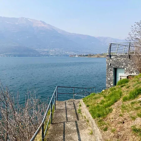 Unique Waterfront Private House At Casa vacanze *