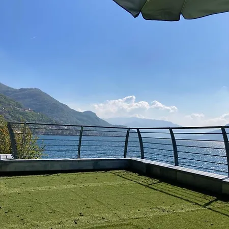 Unique Waterfront Private House At Casa vacanze