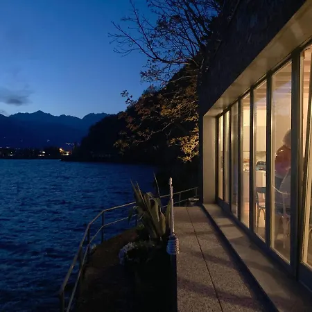 Casa vacanze Unique Waterfront Private House At Dervio